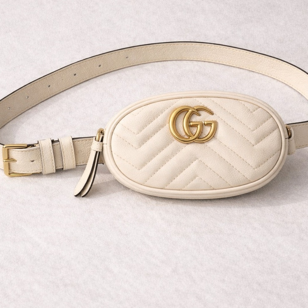 Gucci Cream Quilted Leather Belt Bag with Gold GG Logo - Picture 2 of 6